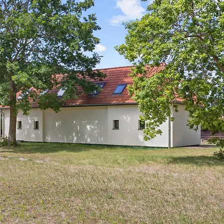 Stunning In Apartmán Altenkirchen (Mecklenburg-Vorpommern)