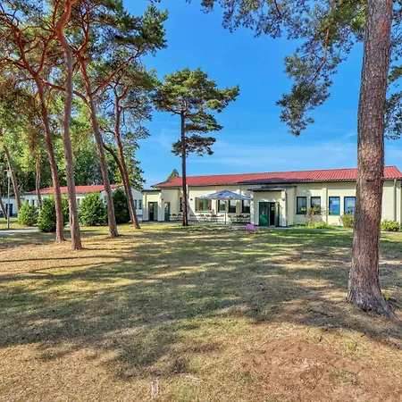 Stunning In Apartmán Altenkirchen (Mecklenburg-Vorpommern)